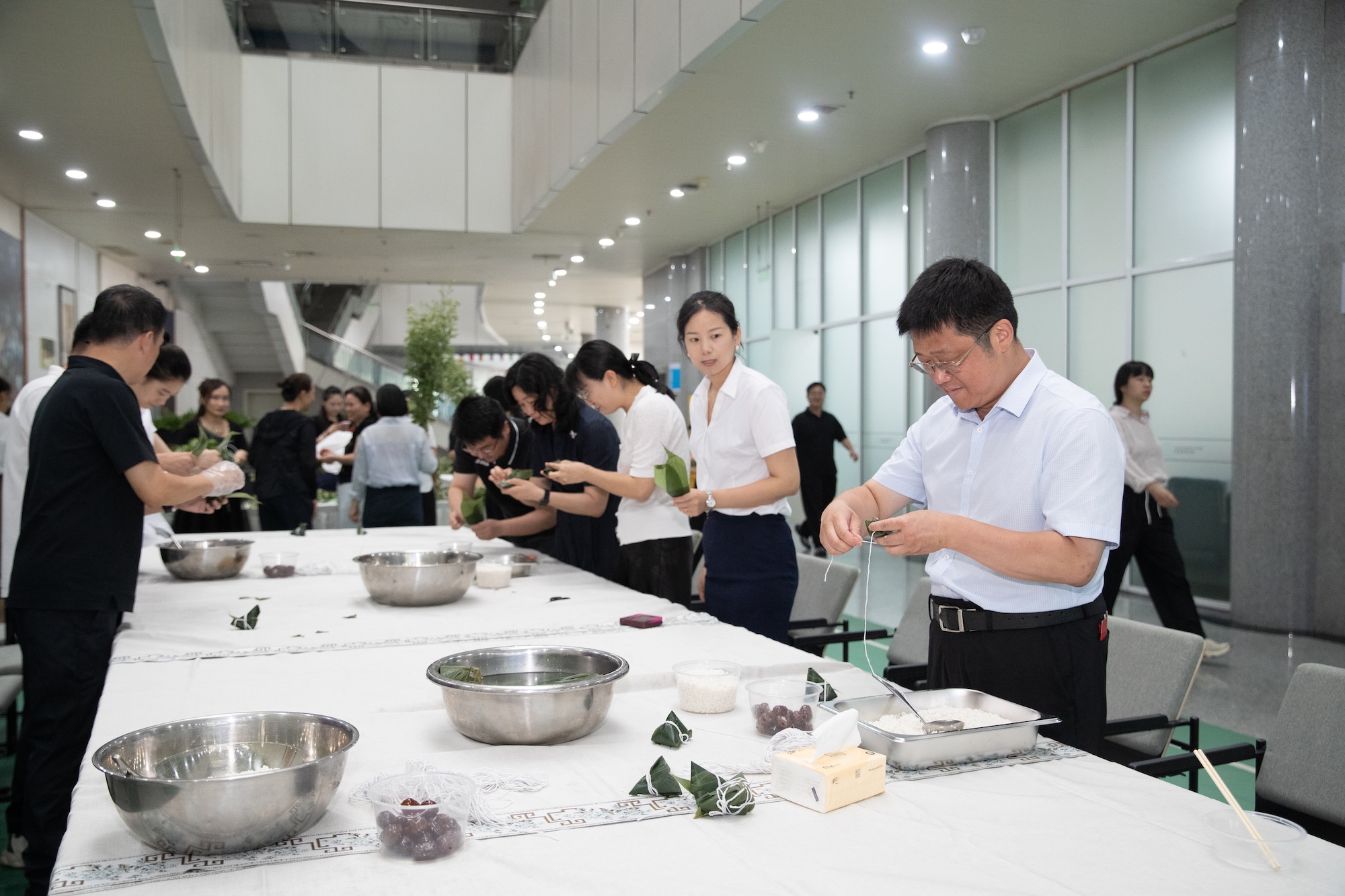 艾草粽香迎佳节——九游体育举办端午主题活动