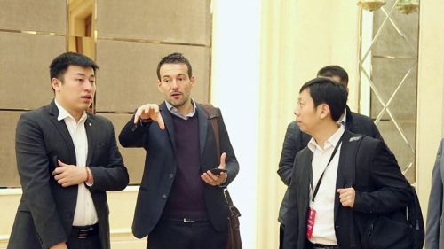 国际篮联来汉考察男篮世界杯筹备情况
