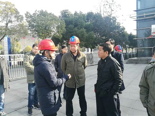 市供电公司区经信局调研九游体育军运会场馆供电保障工作