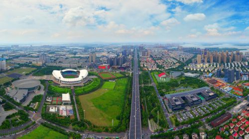 九游体育举办第十一期“新时代大讲堂”(图3)