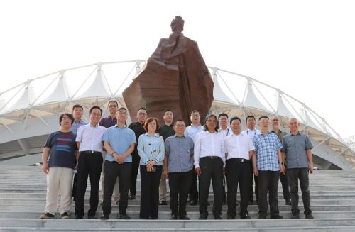 军运会主场馆艺术品通过验收 中国风荆楚韵让人惊艳(图2)
