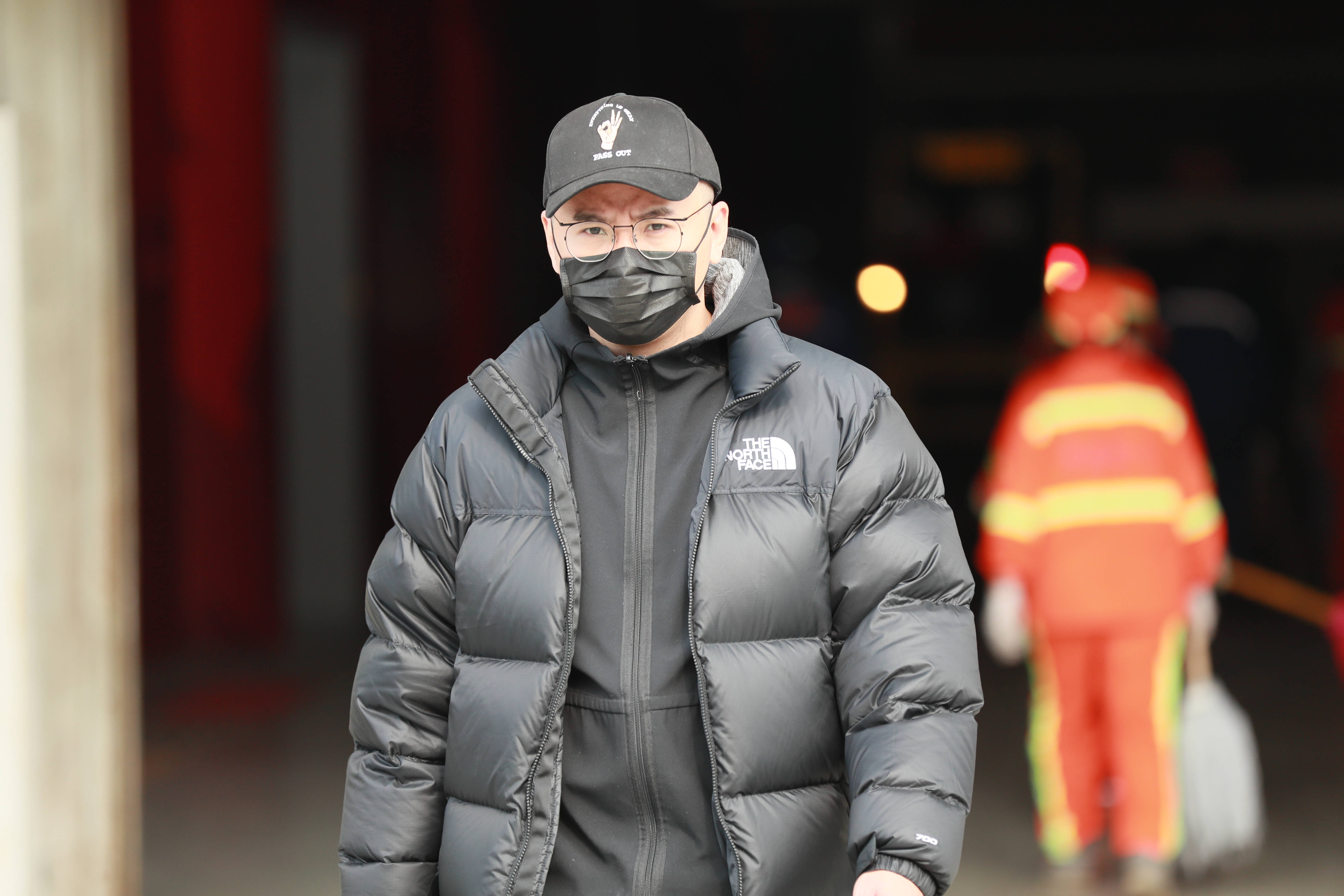 越是艰险越向前 ——九游体育党员风采录(图7) 越是艰险越向前 ——九游体育党员风采录(图7)