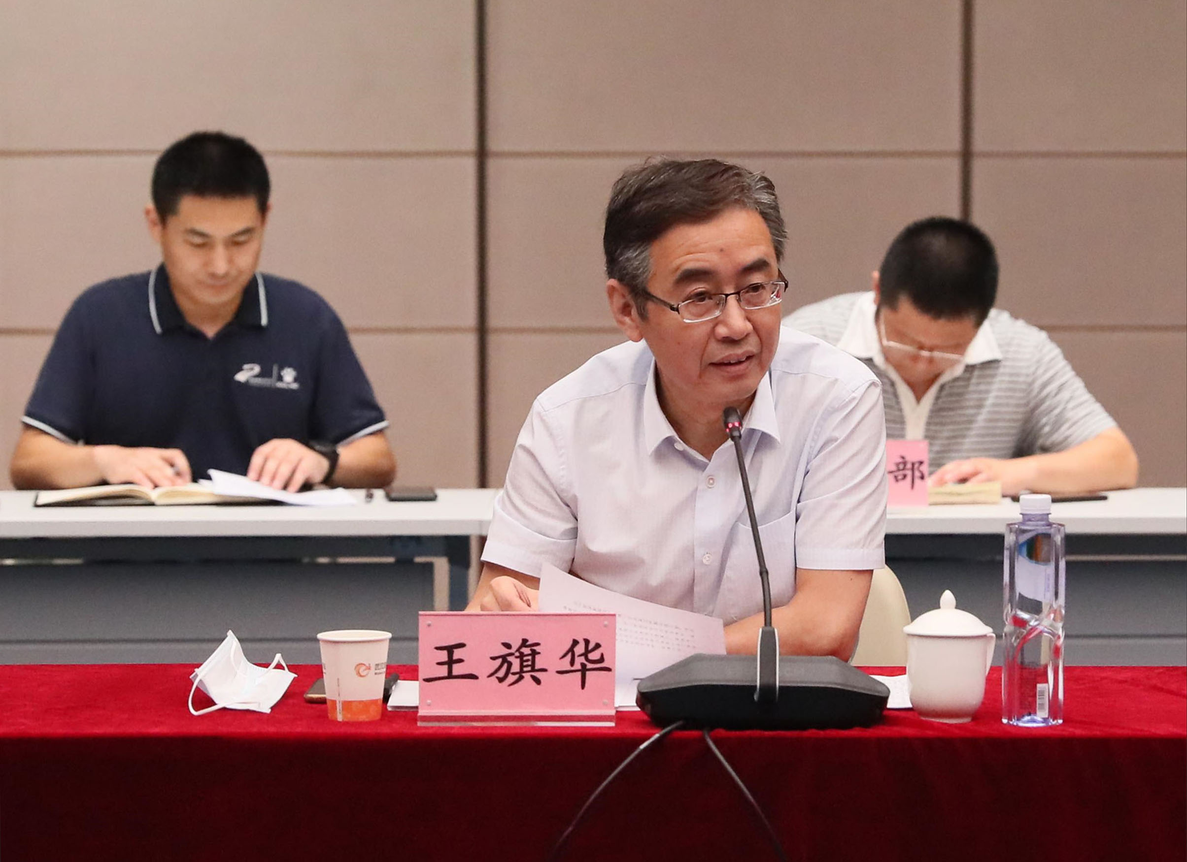 公司召开军运会九游体育博物馆方案专家咨询论证会(图2)