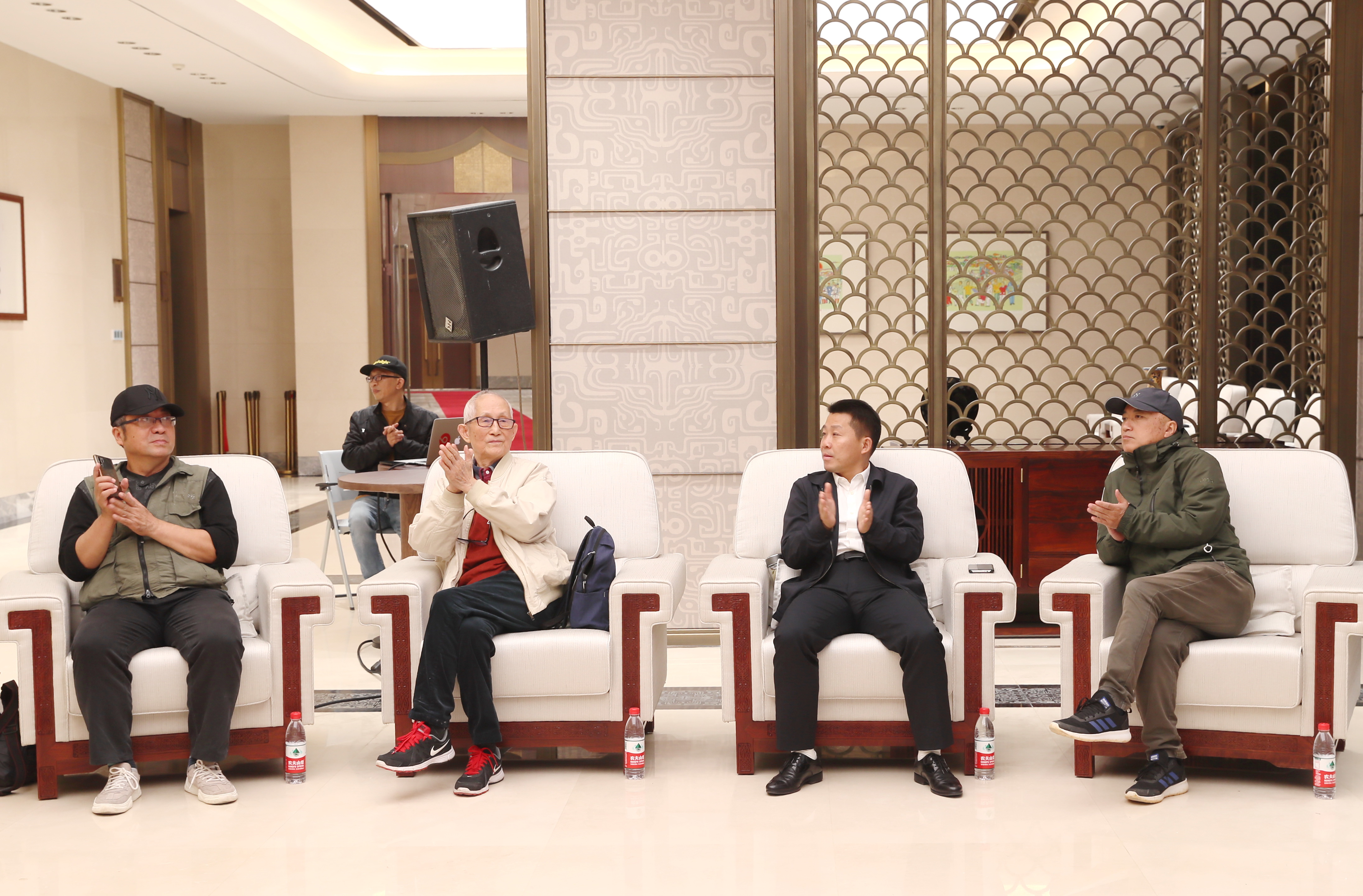 2020经开区嘉年华摄影比赛颁奖式在九游体育举行(图5)