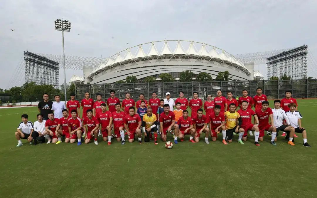 双冠王来了 车都绿茵队成功卫冕冠军(图12) 双冠王来了 车都绿茵队成功卫冕冠军(图12)